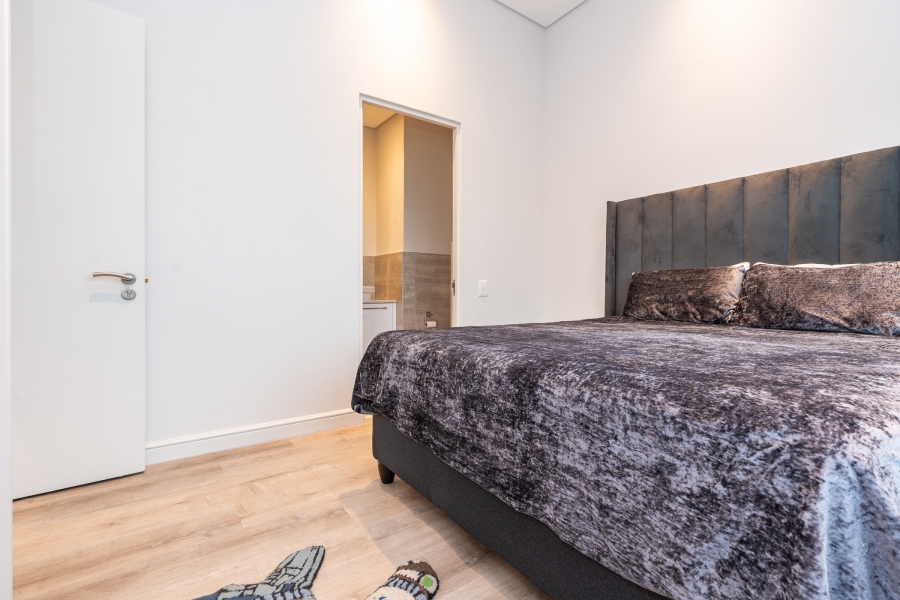 To Let 1 Bedroom Property for Rent in Foreshore Western Cape
